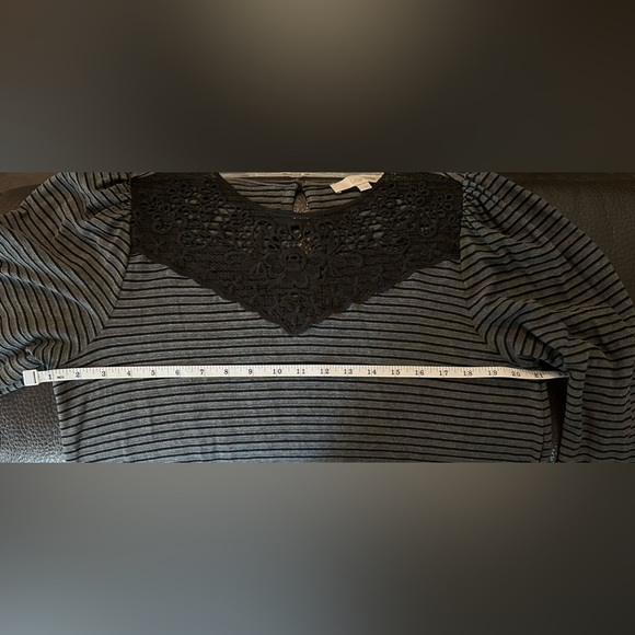 LOFT Long Sleeve Grey/Black Striped Dress Size Large Lace Detail - Picture 5 of 5